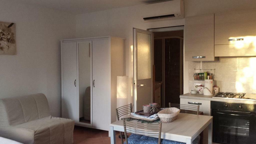 Tigullio Vacations Panoramica Apartments Lavagna Bagian luar foto